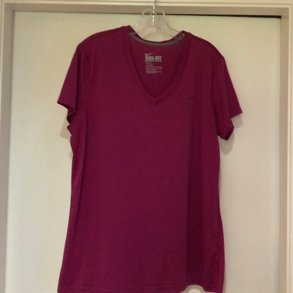 Nike Dri-Fit Top - size XL regular fit